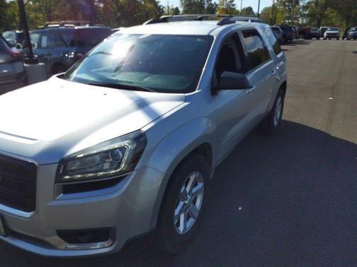 2016 GMC Acadia SLE-2