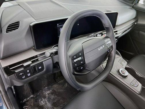 Heritage Blue 2026 Kia Sportage X-Line