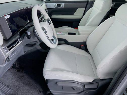 2025 Hyundai SANTA FE SE