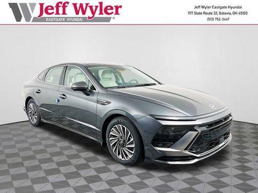 2025 Hyundai SONATA Hybrid Limited