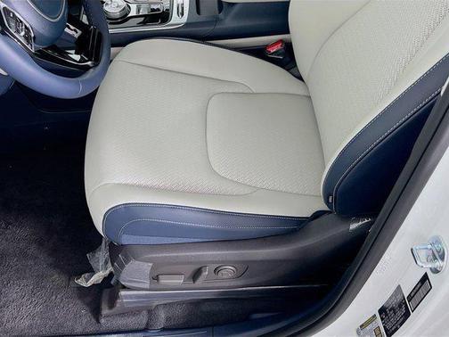 2025 Kia Carnival Hybrid SX Prestige