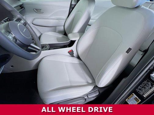 2024 Hyundai KONA SE