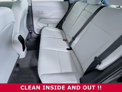 2024 Hyundai KONA SE