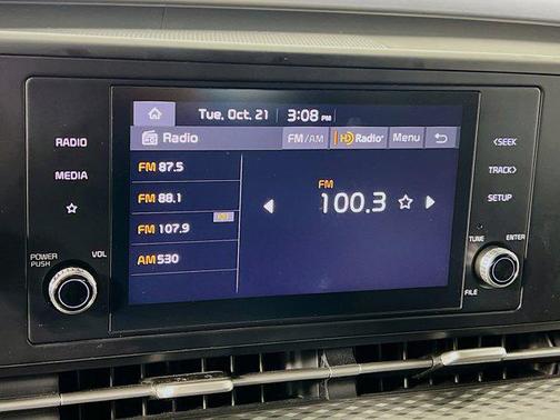 2023 Kia Carnival LX