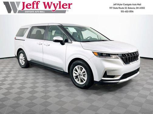 2023 Kia Carnival LX