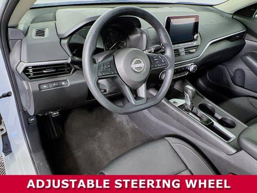 2025 Nissan Altima S FWD