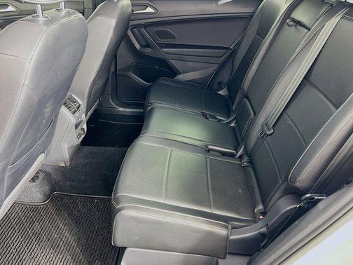 2021 Volkswagen Tiguan 2.0T SE R-Line Black 4MOTION