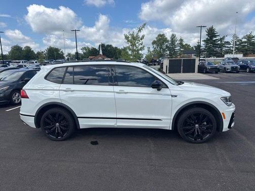 2021 Volkswagen Tiguan 2.0T SE R-Line Black 4MOTION
