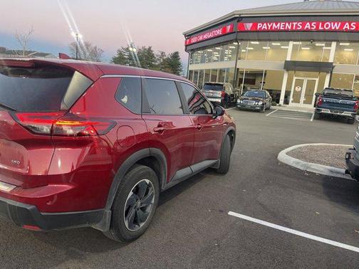 2025 Nissan Rogue SV