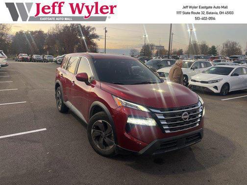 2025 Nissan Rogue SV