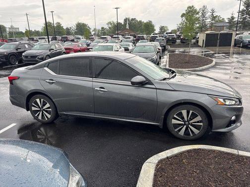 2022 Nissan Altima 2.5 SL