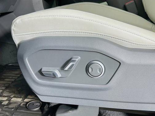 2025 Hyundai SANTA FE SEL 2.4