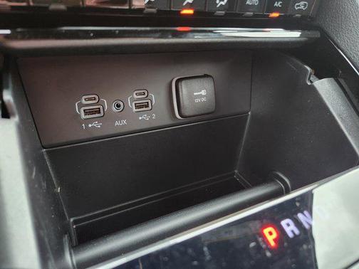 2025 Jeep Grand Cherokee Overland