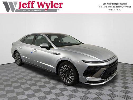 2025 Hyundai SONATA Hybrid Limited