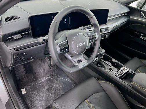 2025 Kia K5 GT