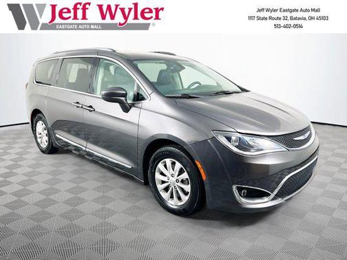 2018 Chrysler Pacifica Touring-L