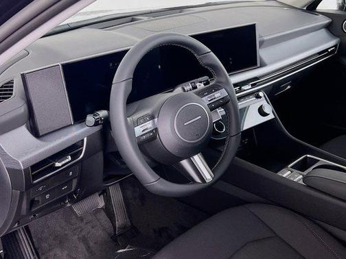 2026 Hyundai SONATA SEL