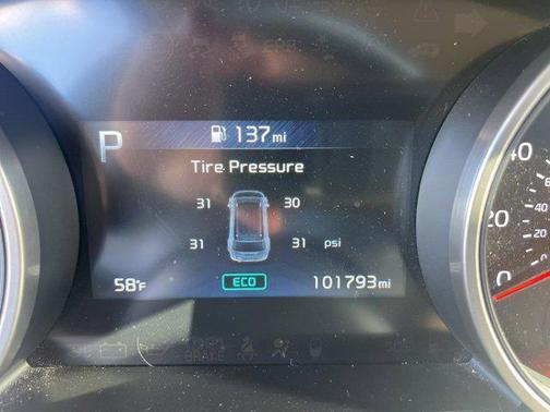 2022 Kia Carnival LXS