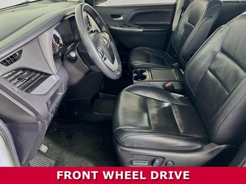 2018 Toyota Sienna L