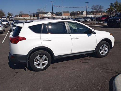 2013 Toyota RAV4 XLE