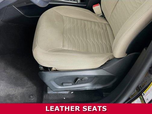 Agate Black Metallic 2020 Ford Explorer XLT