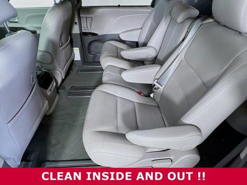 2017 Toyota Sienna Limited Premium