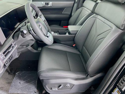 2025 Hyundai SANTA FE SEL 2.4