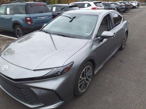 2025 Toyota Camry XLE