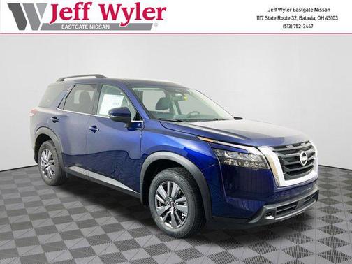 2025 Nissan Pathfinder SV 4WD