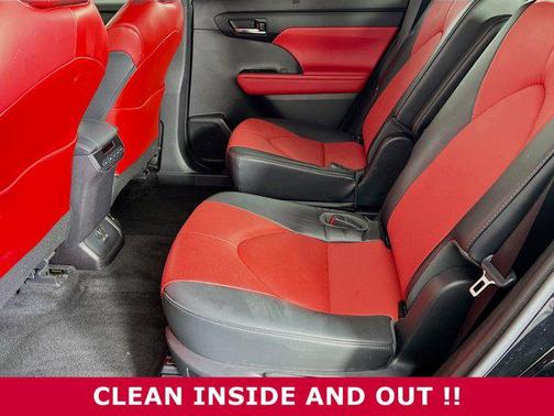 2022 Toyota Highlander XSE