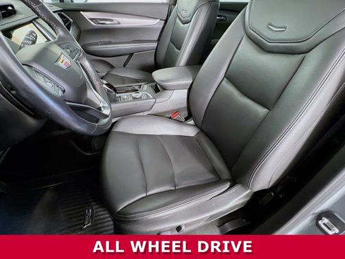 2023 Cadillac XT6 Luxury AWD
