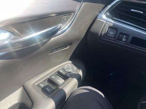 2023 Cadillac XT6 Luxury AWD