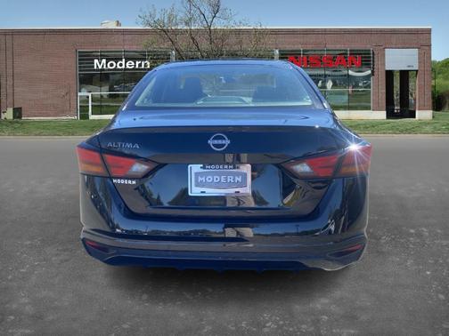2023 Nissan Altima 2.5 S