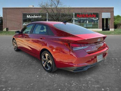 Red 2023 Hyundai ELANTRA SEL