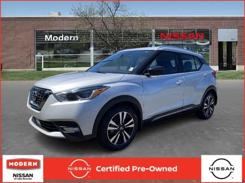 2020 Nissan Kicks SR