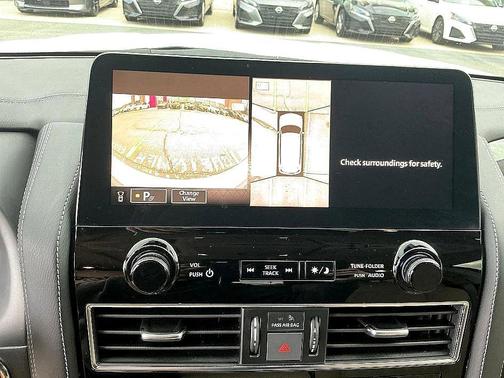 2024 Nissan Armada Platinum