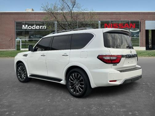 2024 Nissan Armada Platinum