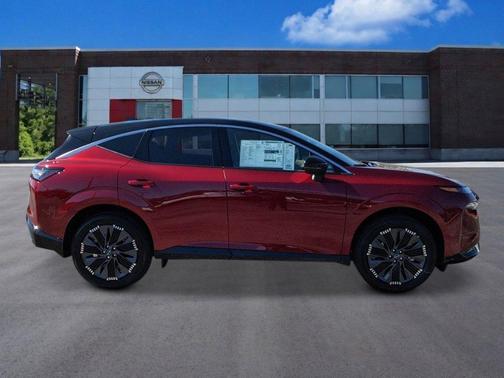 2t Red Blk Roof 2026 Nissan Murano Platinum