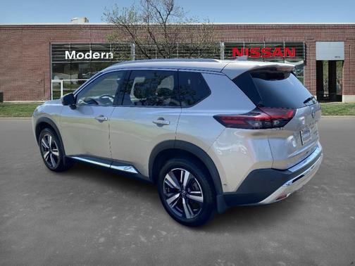 2022 Nissan Rogue Platinum