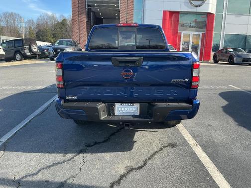 2022 Nissan Frontier PRO-X