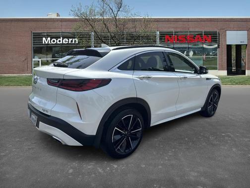 2022 INFINITI QX55 LUXE