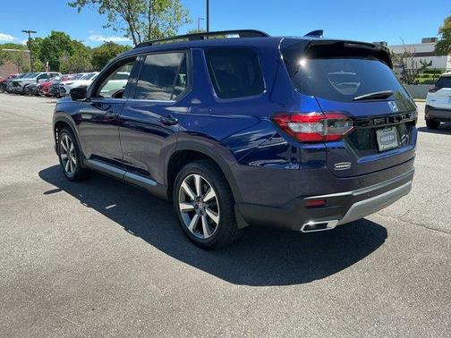 Blue 2023 Honda Pilot Touring