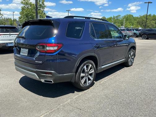 Blue 2023 Honda Pilot Touring