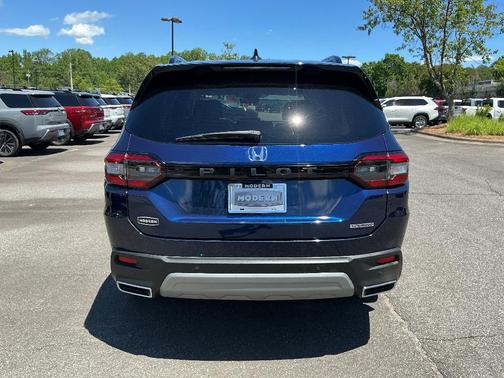 Blue 2023 Honda Pilot Touring