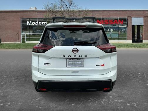 2025 Nissan Rogue CREEK