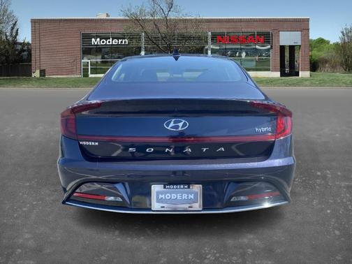 2021 Hyundai SONATA Hybrid Limited
