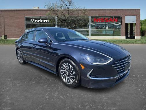 2021 Hyundai SONATA Hybrid Limited