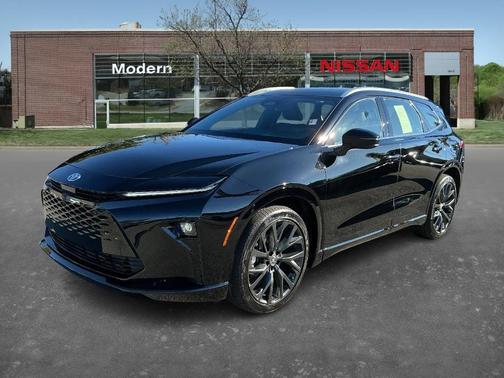 2025 Toyota Crown Signia LIMITED