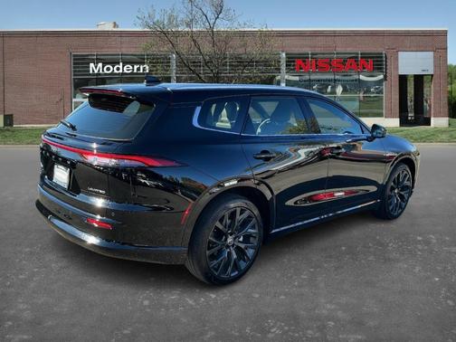 2025 Toyota Crown Signia LIMITED