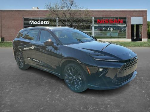 2025 Toyota Crown Signia LIMITED